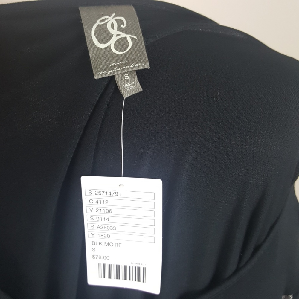 One September Structured Blouse - Picture 4 of 6